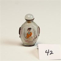 Vintage Chinese reverse painted glass snuff bottle