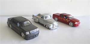Die- Cast truckes, no boxes
