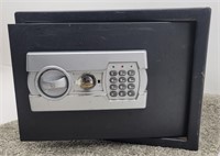 Small Safe 14" x 10" w/ Key