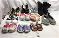 F10) CHILDRENS SHOES, MOST NEVER WORN