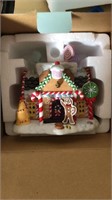 NEW Partylite Gingerbread Cottage