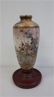 Fine Meiji Satsuma porcelain vase