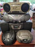 5 Boom Box Stereos - Read Details