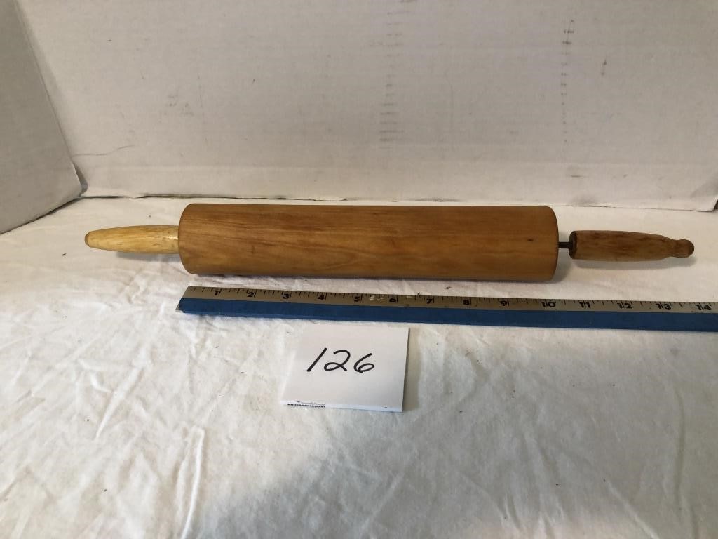 Wood rolling pin