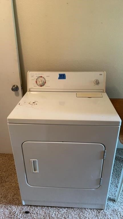 Roper electric dryer 29”x 25.5”x42” : works