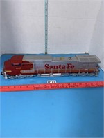 Die cast Santa Fe 645 locomotive model. No box