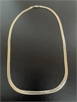 14k Gold Necklace Marked 14k Italy weighs 22