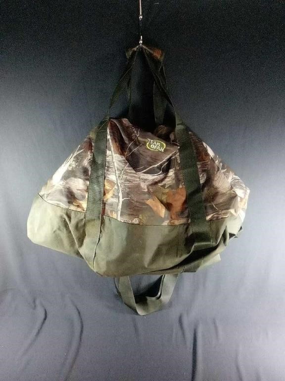 XL camouflage recreational bag. Handles and