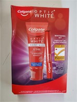 Colgate Whitening Kit w/Whitening pen