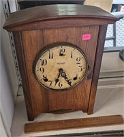 Mantle Clock