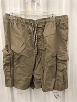 Size L/G amazon essentials Menâ€™s shorts