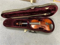 Amial E-190 13 Violin w/Soft Case & Bow
