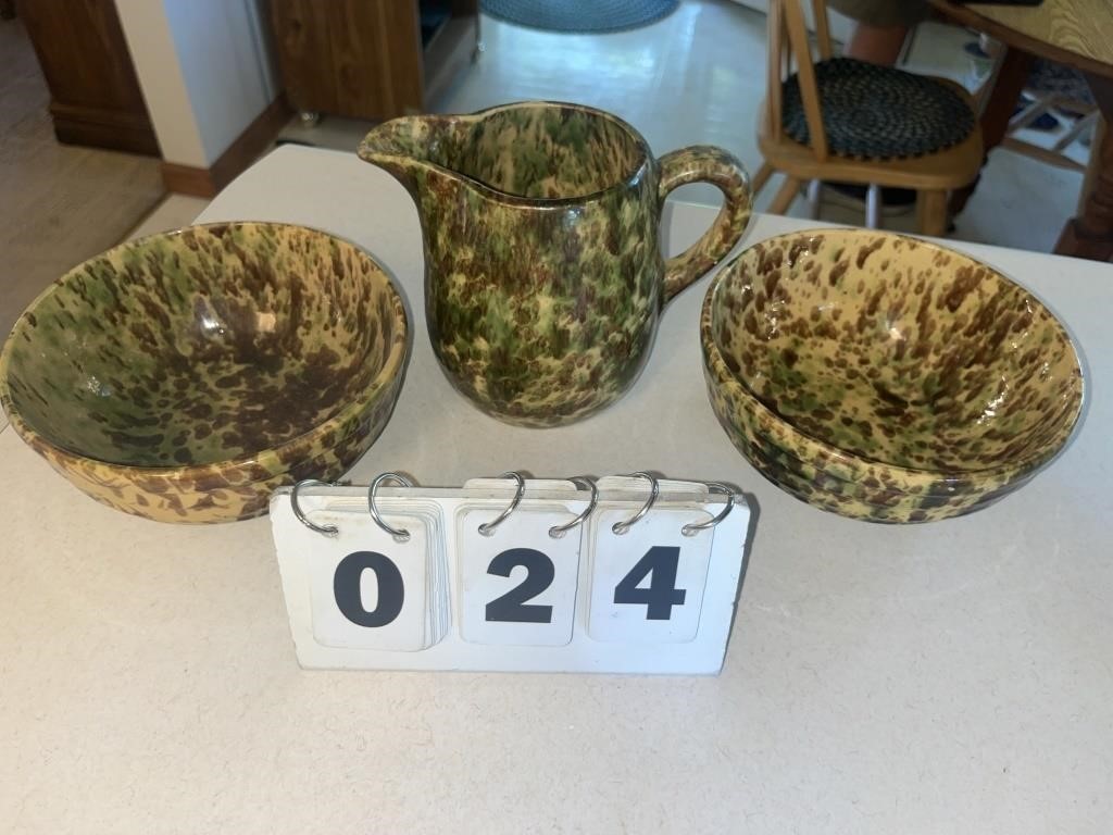 Spongeware Pitcher and bowls