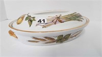 ROYAL WORCESTER EVESHAM OVAL DISH WITH LID