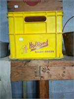 Holland Dairy milk crate
