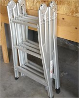 225# Fold Away Ladder From 3'-12'