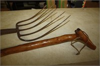 Vintage Walking Stick & Garden Tool