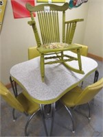 Vintage Chrome Leg Table w/ (4) Chairs &