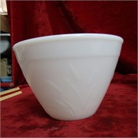 Vintage Hazel Atlas Milk glass Grease bowl.