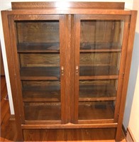 Antique Mission Oak Double Doored Curio Cabinet