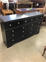 Modern 6 drawer double dresser. 63 x 16 x 37