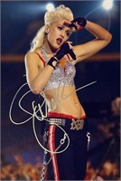 Autograph COA Gwen Stefani Photo