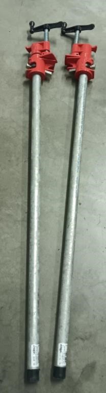 (2) Pipe Clamps