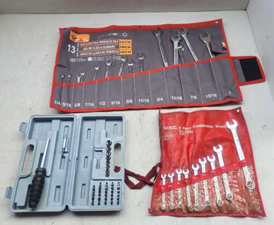 Combination Wrenches & Screwdriver Set