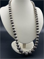 Graduated Sterling Silver Bead Necklace TW 59.1g