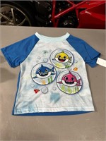 Pinkfong 5T Baby Shark Pajama Shirt