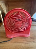 Small table fan