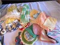 LARGE LOT OF POT HOLDERS AND DISH TOWELS