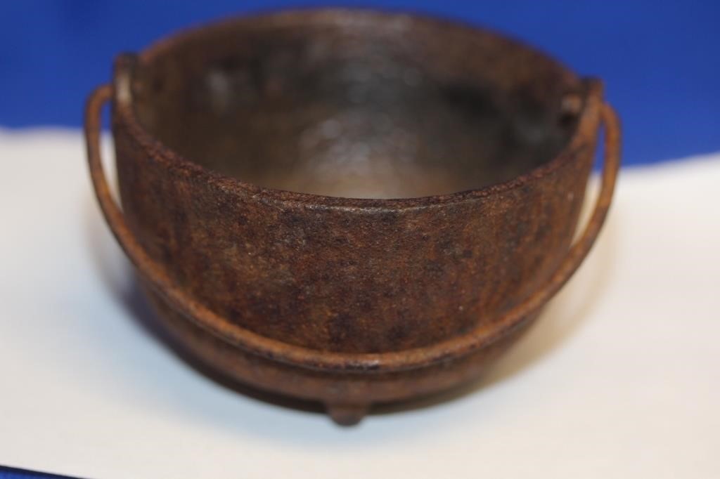 A Small Vintage Cast Iron Bucket