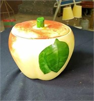 Hull pottery apple cookie jar.