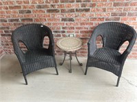 2 wicker chairs with table