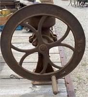 Hand Mill with 16" Flywheel