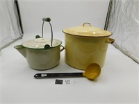 ANTIQUE PORCELAIN GRANITE COOKWARE