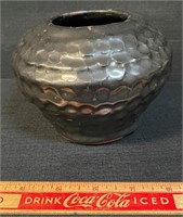 UNIQUE EARLY JOAN SHAW SIGNED POTTERY VESSEL