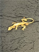 14 kt gold lizard pendant