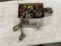 Clevis's, Chain Items