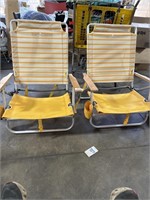 Lot of 2 quest, yellow beach chairs used