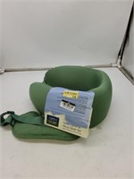 Open story green neck pillow and sleep mask