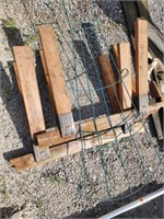 2 saw horses and trellis