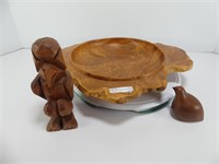 THREE DECORATIVE WOODEN OBJECTS