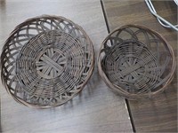 2 Vintage open baskets