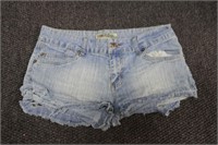 Vintage YMI Denim Jean Shorts Size 9