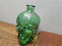GREEN Pearled Glass SKULL@4inWx6inDx6.5inH
