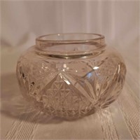 E1) VINTAGE / ANTIQUE GLASS BOWL NO CHIPS