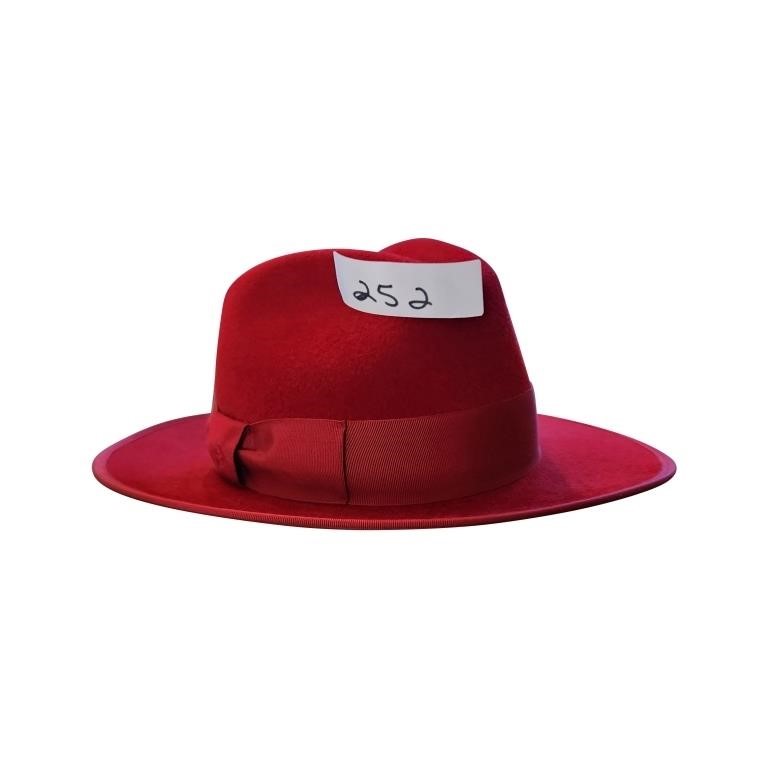 GUCCI Hat Red