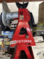 CRAFTSMAN JACK STANDS RETAIL $130